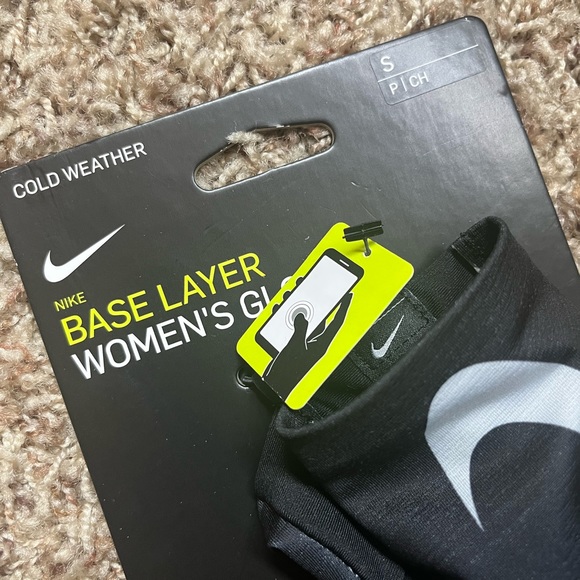 Nike Base Layer Womens Gloves - Picture 5 of 8
